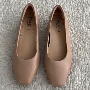 FRANKiE4 Women's Cream Leather Ballet Flats, Sz 9.5